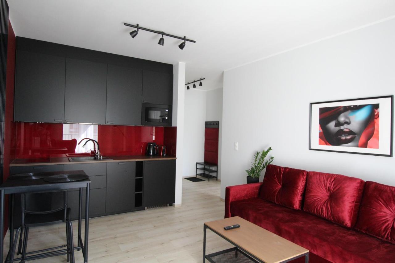 New Apartment Mona Warsaw Red Exterior photo