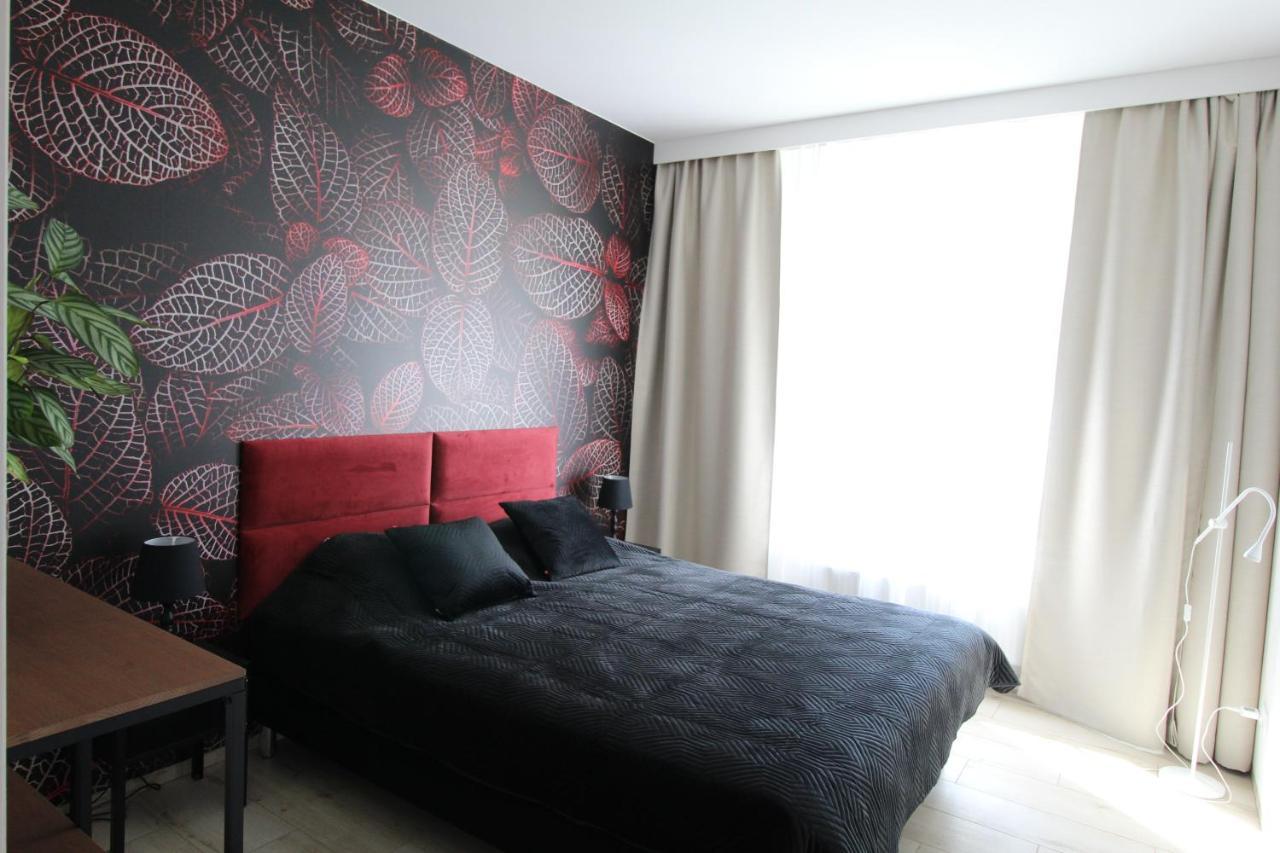New Apartment Mona Warsaw Red Exterior photo